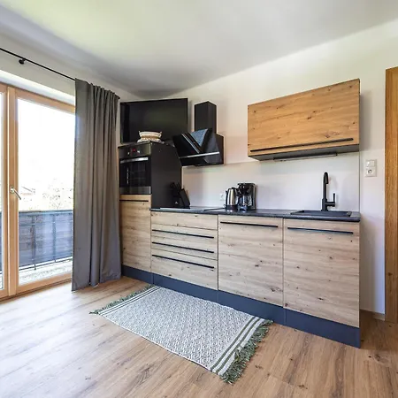 Schusterhaeusl דירה ראוריס