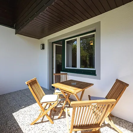 Schusterhaeusl דירה ראוריס