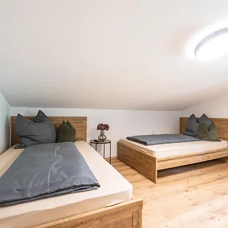 アパート Schusterhaeusl