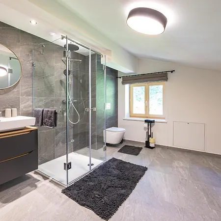 Schusterhaeusl アパート